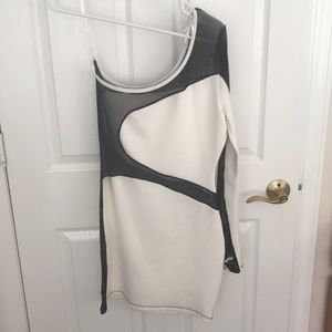 One shoulder asymmetrical form fitting dress